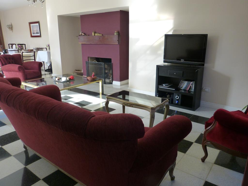 Hotel Nuevos Horizontes à Tandil Extérieur photo