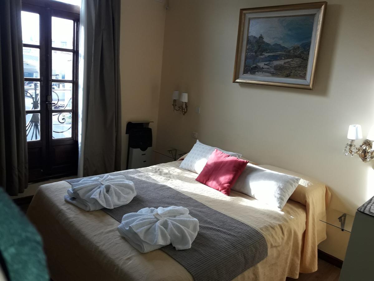Hotel Nuevos Horizontes à Tandil Extérieur photo